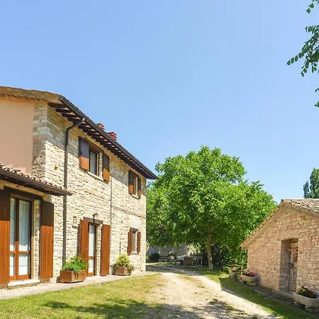 Amazing In Prázdninový dům Cagli